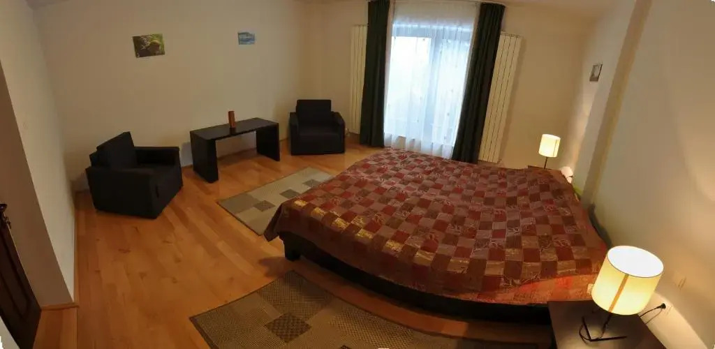 Mountain-Rest Guesthouse