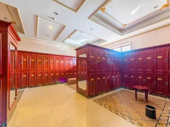 Huaining Hongbo All Seasons Hotel