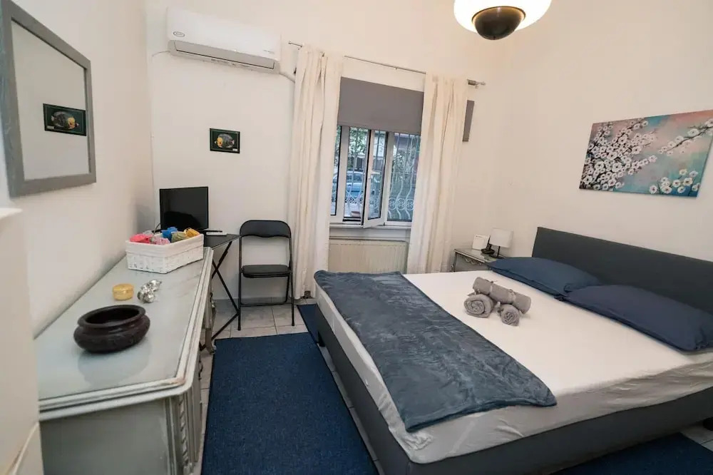 Marina Apartment in Nikea
