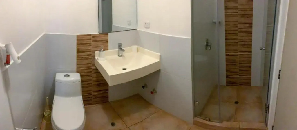 Condominio Uptown de 2 dormitorios