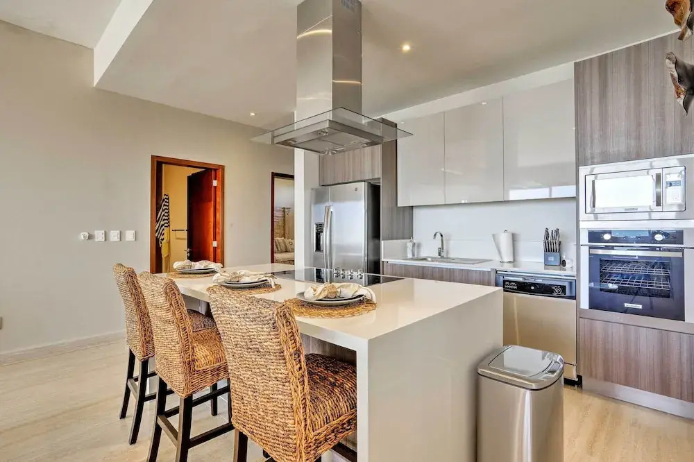 Luxe Cabo Condo w/ Ocean Views + Amenities!