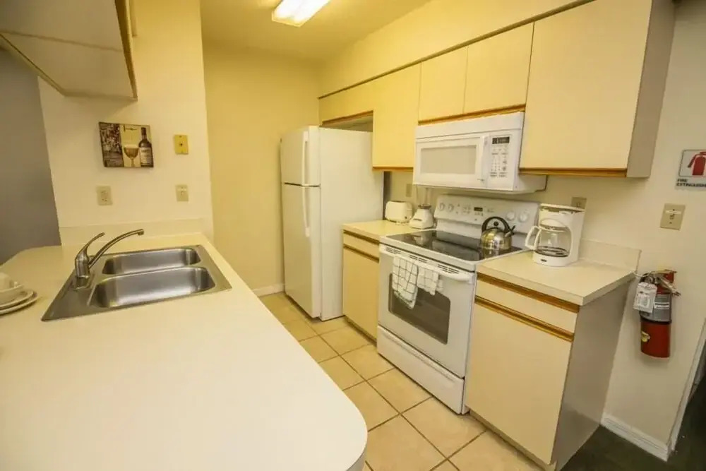 Dennis' Somerset Condo