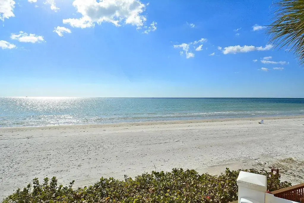 Tides 642 Luxurious pools/Hot tubs/Grills-It's Paradise!