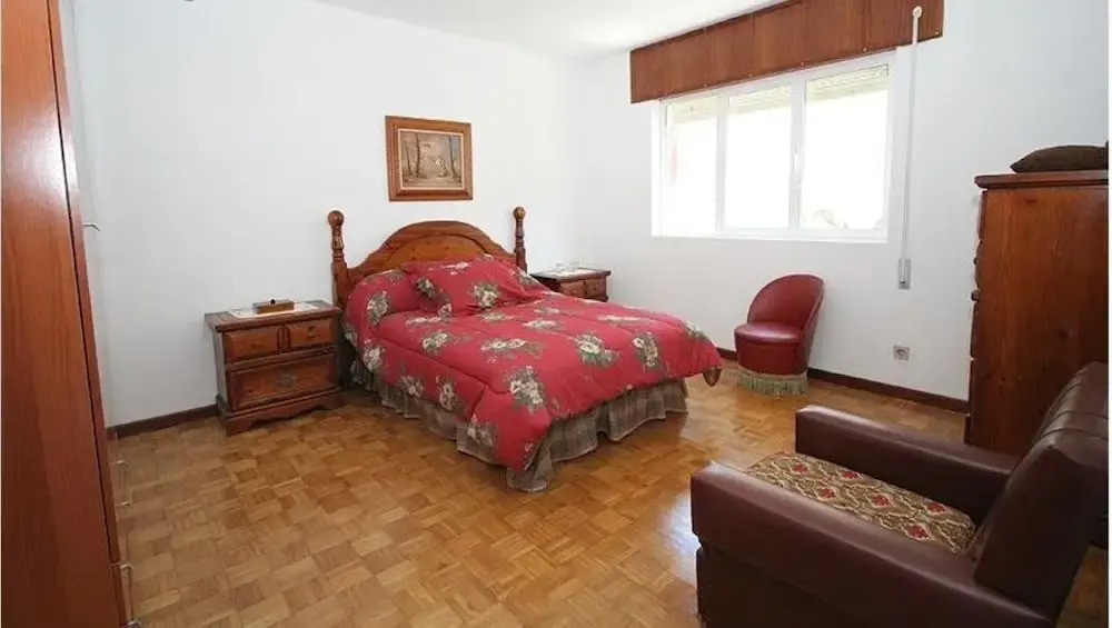 Apartment - 4 Bedrooms with Sea views - 107766