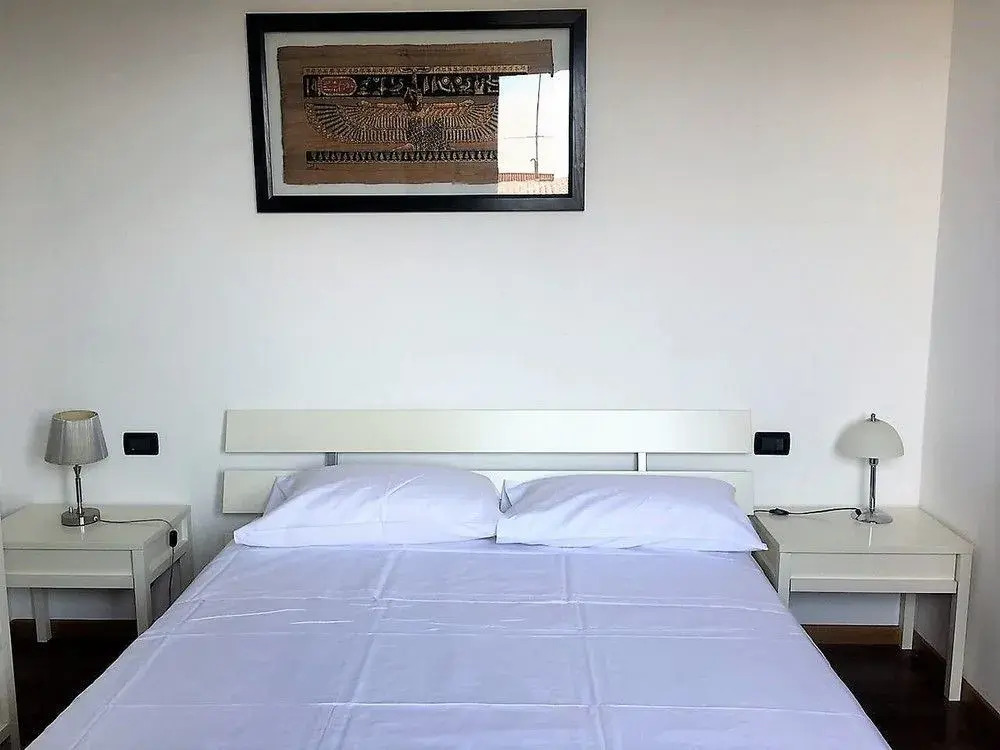 Iris Apartment