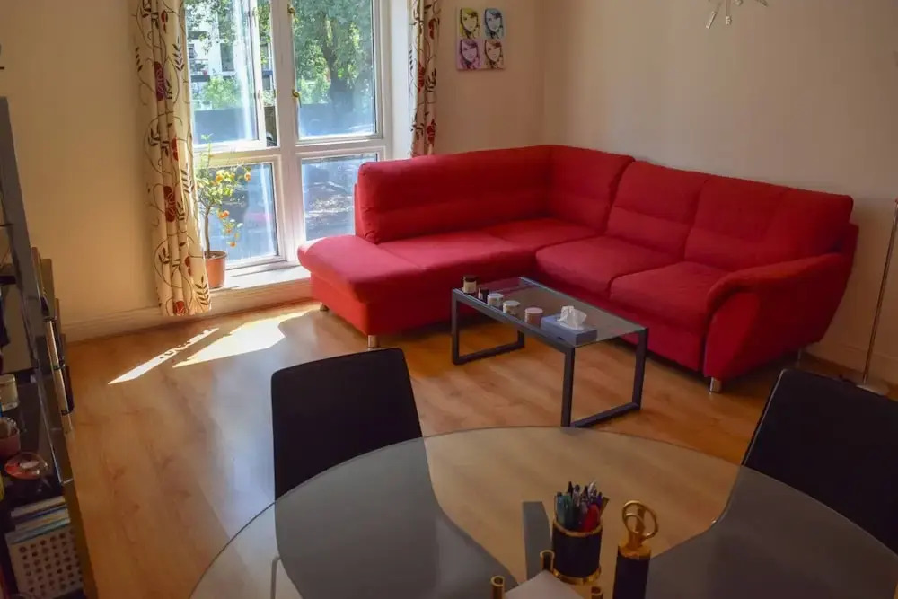 Vibrant 1 Bedroom Flat In Farringdon