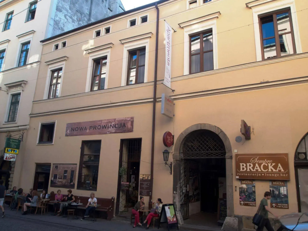 Pergamin Apartments