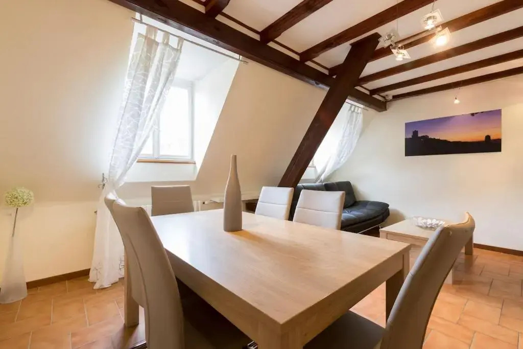 Au pied du Château