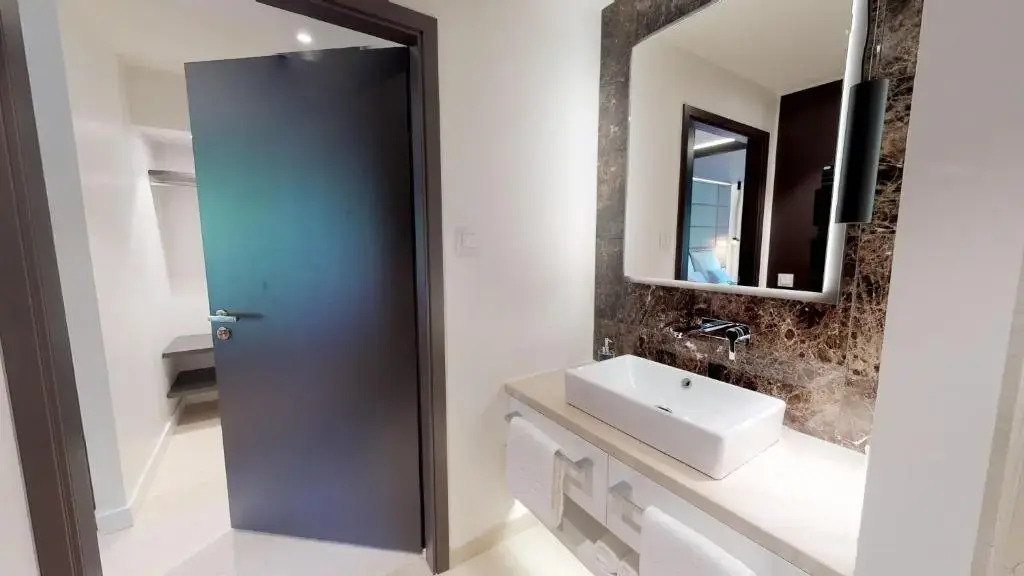 White Pearl Apartment 3.06