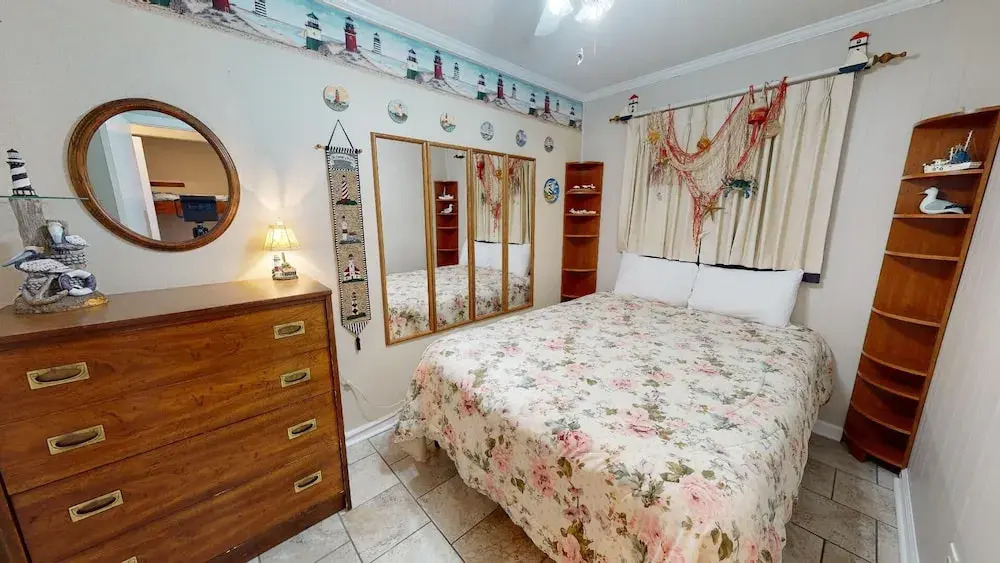 Beach Racquet B by Tybee Vacation Rentals