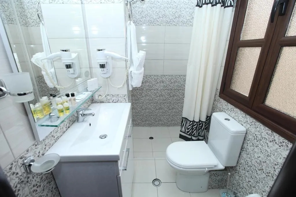 Hotel Antipatrea