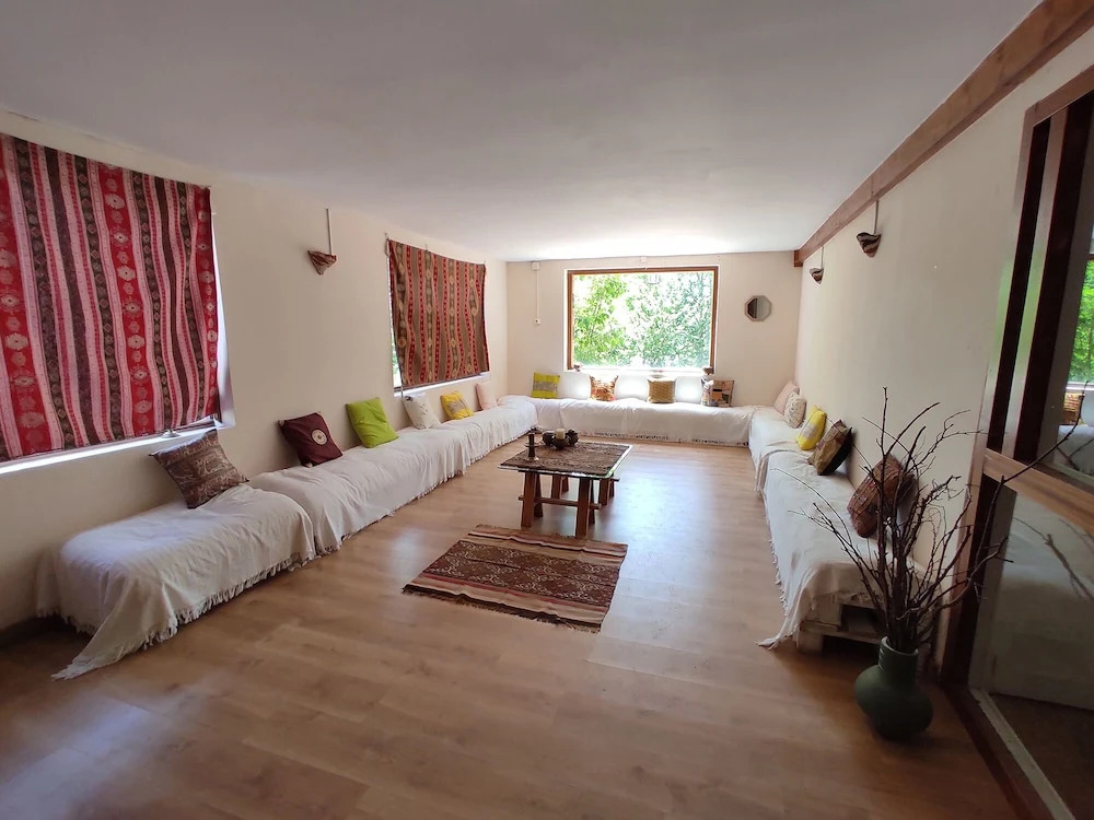 Jardín Mandala - Hotel Rural "Los Tilos"- Montaña Palentina