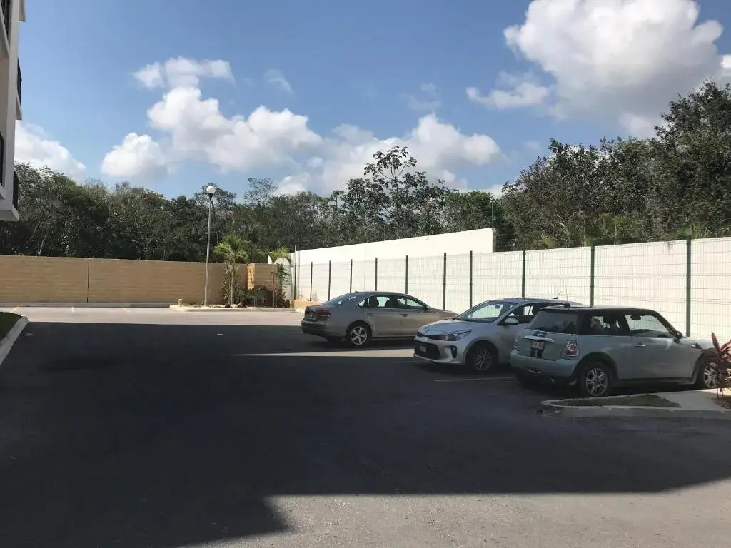 Castell Suites Apartment