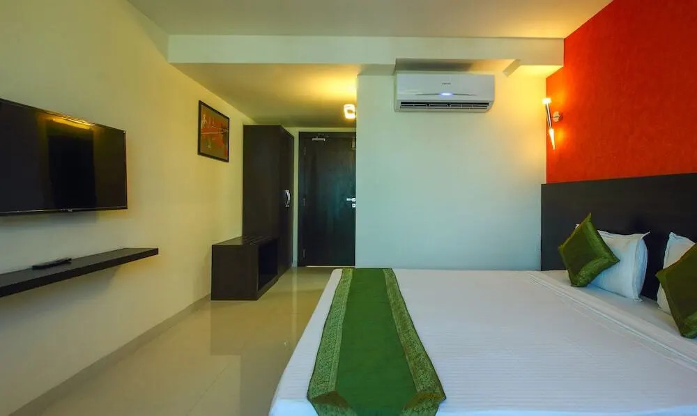 Treebo Trend Singh's Residency