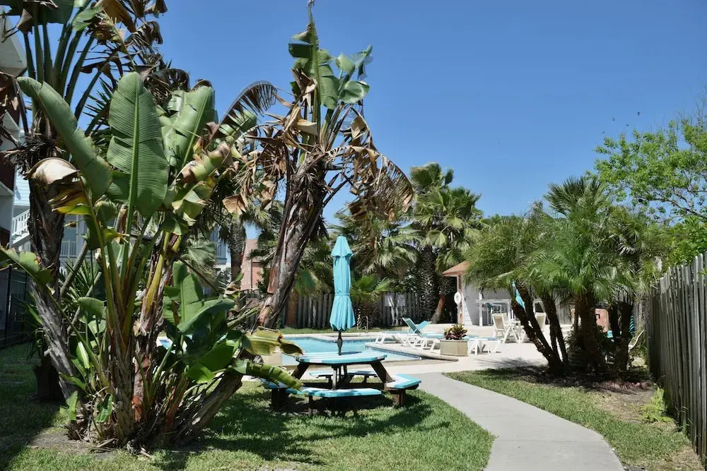 124 Sea Breeze Island Time - One Bedroom Condo