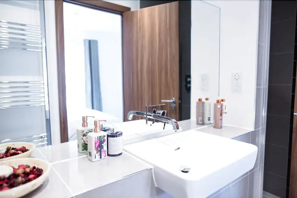 Rayleigh Lodge 2-Bedroom House
