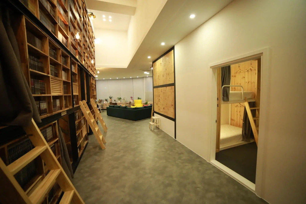 BOOKHOME GyeongJu