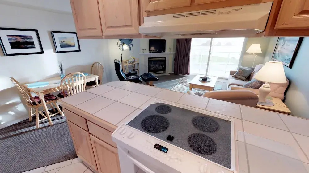 Waters Edge 203 - 1 Br Condo