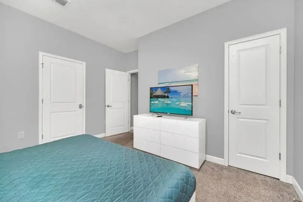 1569plunker 4 Bedroom Townhouse