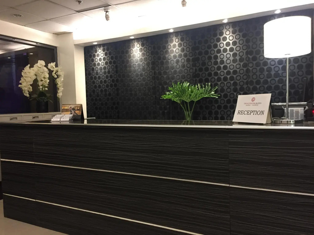 Dragonlink Suites
