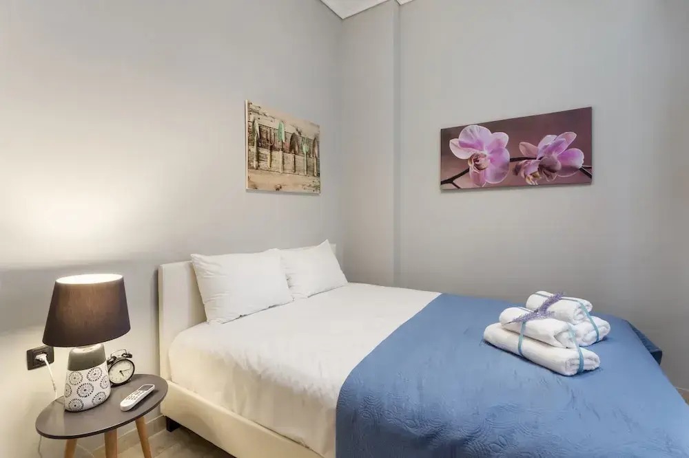 Urban City Apartments by Athens Stay