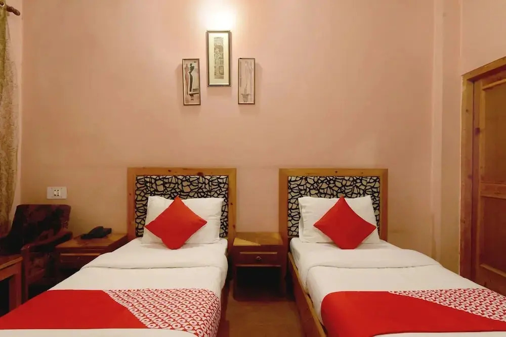 Airport Inn Hotel By OYO Rooms
