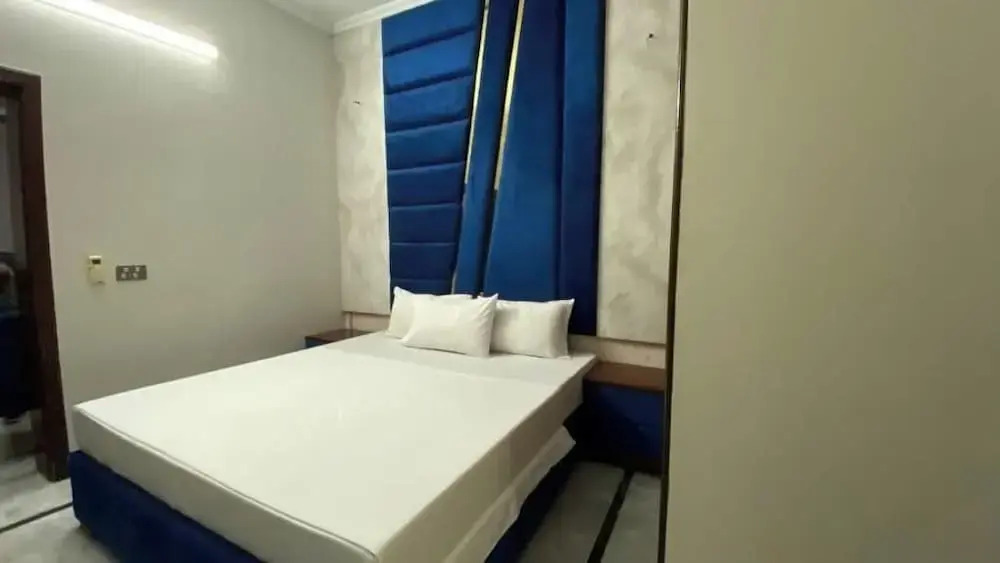 Milton Lodge Guest House