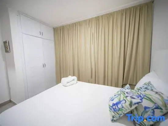 Cozy 2br-2bt Apt Near The Beach And Main Street