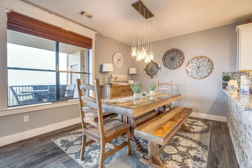 Jonestown Condo on Lake Travis w/ 2 Balconies!