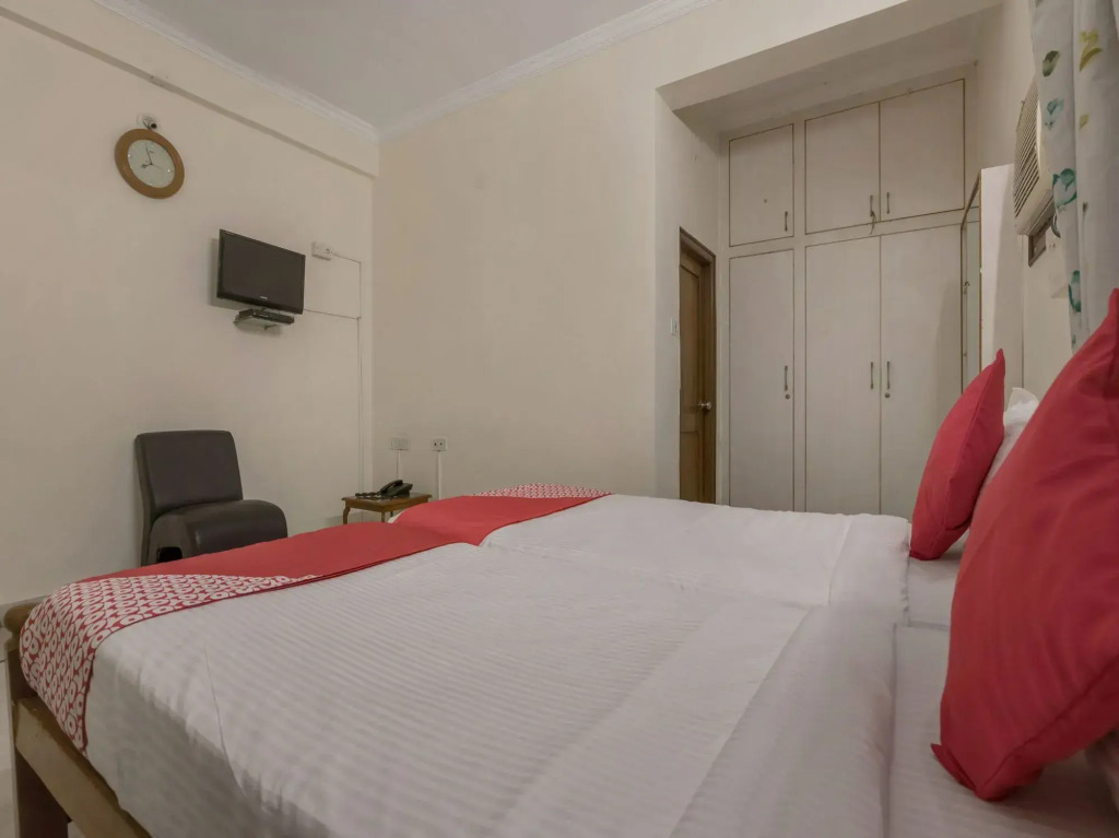 Valley View Apartments by OYO Rooms