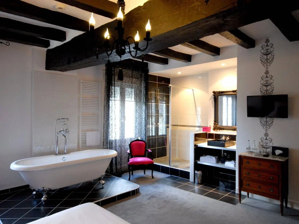 Logis Hotel Restaurant Le Cheval Blanc