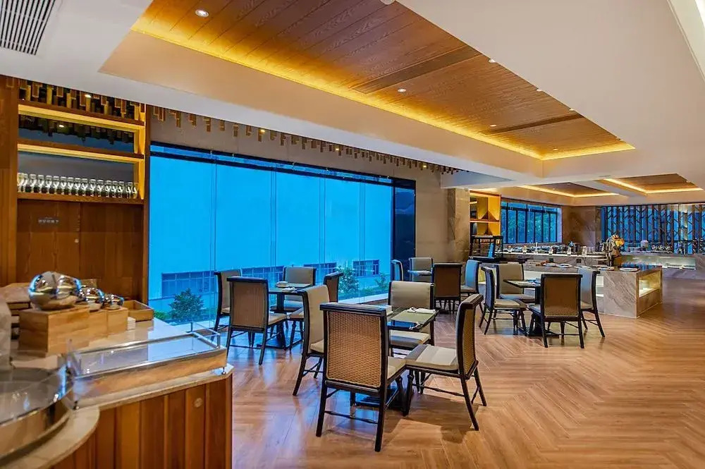 Relax Life Hotel Guangzhou Science City