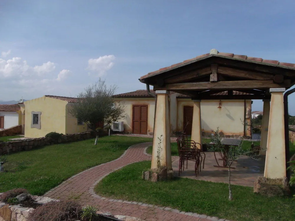 Ville e Appartamenti Baia Sant'Anna
