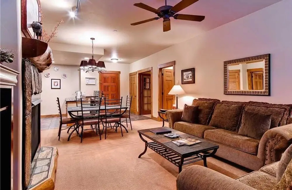 3206 Champagne Lodge, Trappeur's Crossing Apartment 2