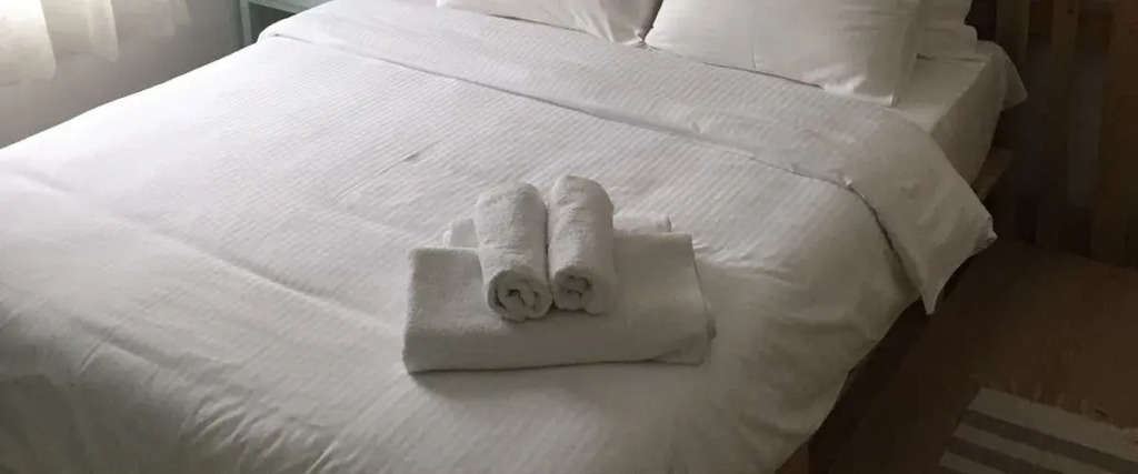 Saki Alaçatı Otel & Meyhane