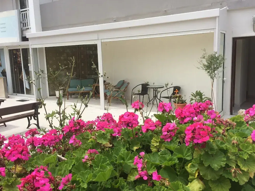 Posto studio 4 chania crete 100 m from the beach