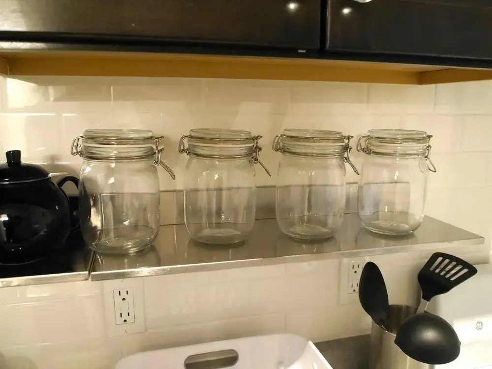 1 BR Prime Location In City