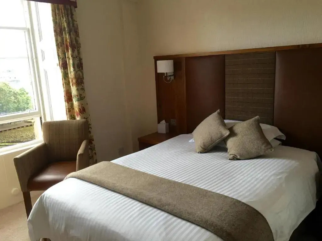 Mackays Hotel