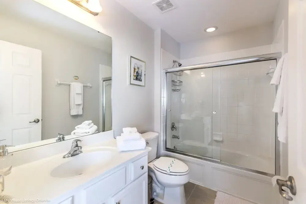 Luxury 6 Bdrm 5.5 Bath Rental Villa
