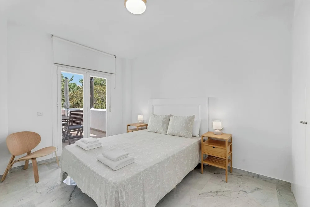Family Beach Apartment With Pool