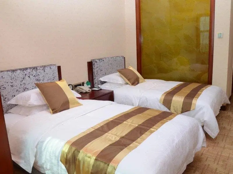 Yi Long Hotel