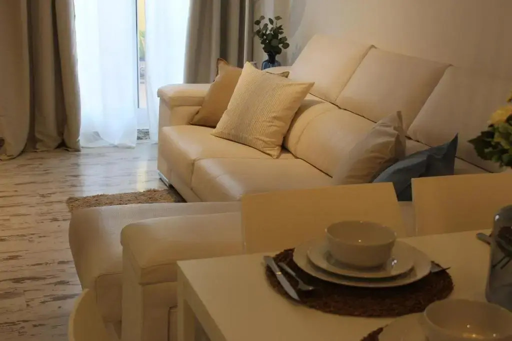 APARTAMENTO EN "BELBEDERE IN" DENIA a 10 METROS DE LA PLAYA