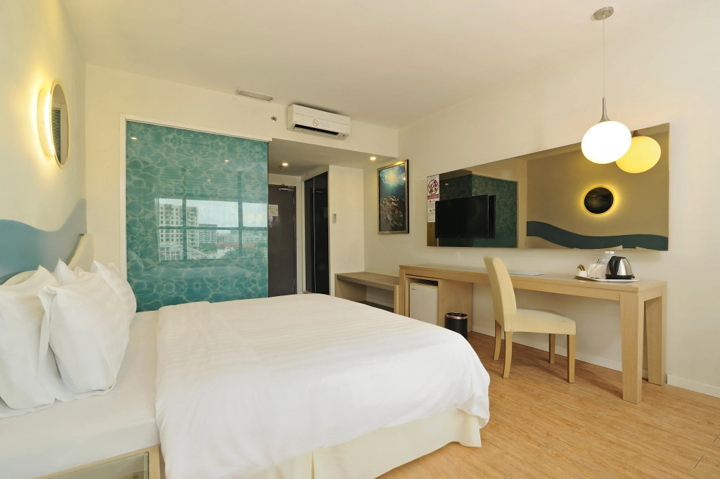Oceania Hotel