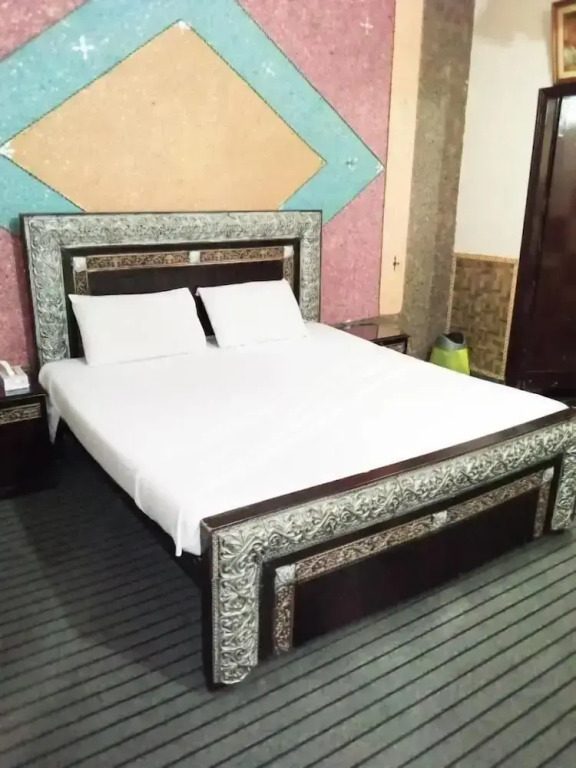 Royal palace hotel