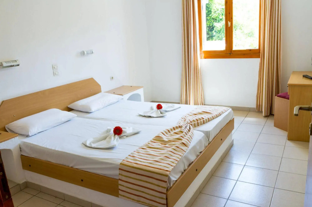 Ideal Hotel