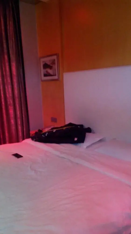 Changsha Longzhimeng Zhenpin Hotel