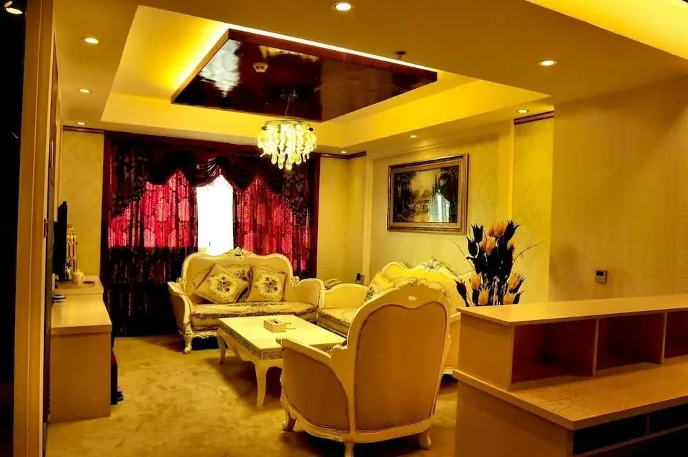 Xintiandi Hotel