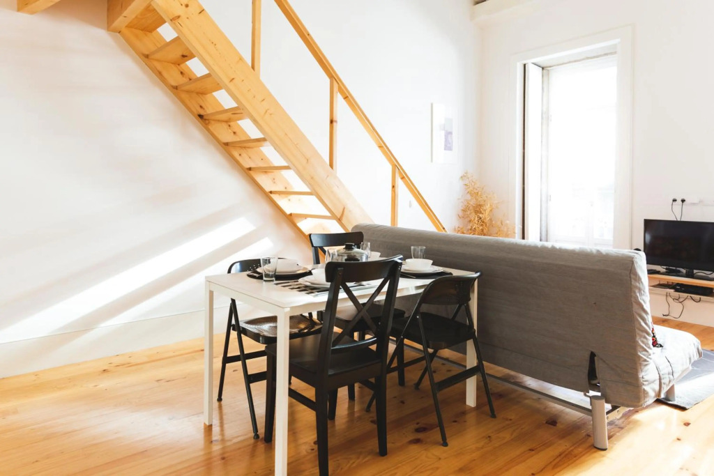Aposentus -Romantic Mezzanine Apartment With a Balcony