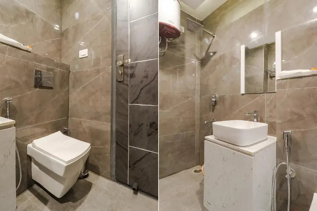 FabHotel Prime AV Royale