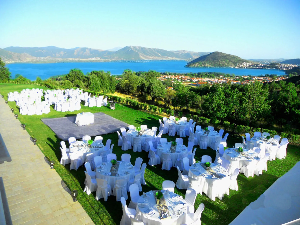 Enastron View Hotel